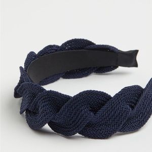 🛍️$5 Promo🛍️ H&M braided Hair Band in navy